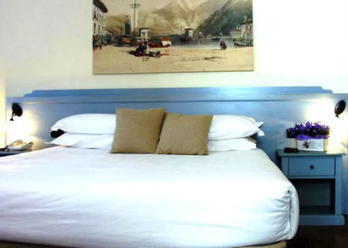 Aurora Hotel Lezzeno