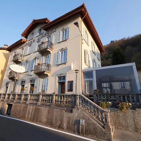 Aurora Hotel 3*