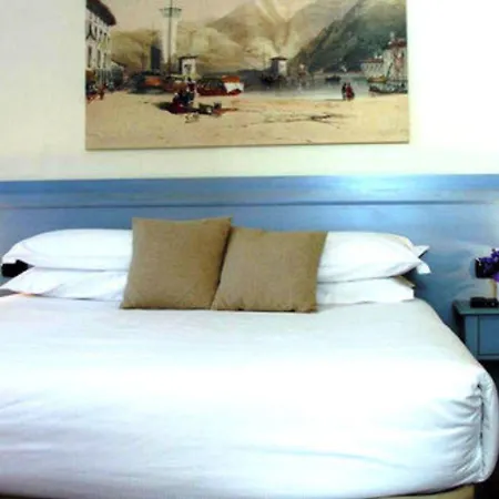 Aurora Hotel Lezzeno