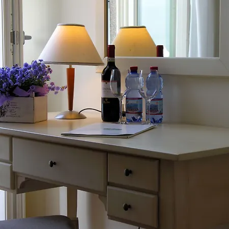 Hotel Aurora Lezzeno