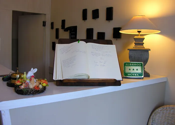 Ξενοδοχείο Aurora 3*