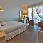 Aurora 3* Лезено