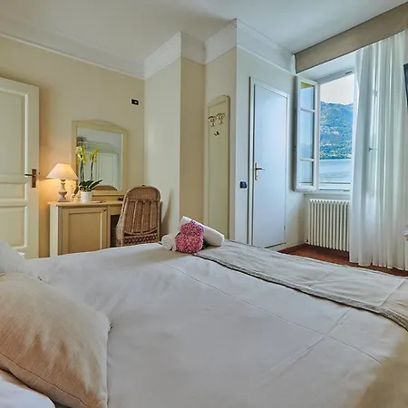 Hotel Aurora 3*