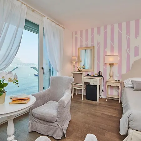 Hotel Aurora Lezzeno