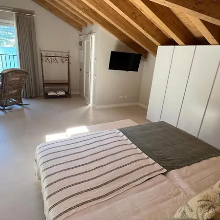 Aurora 3*