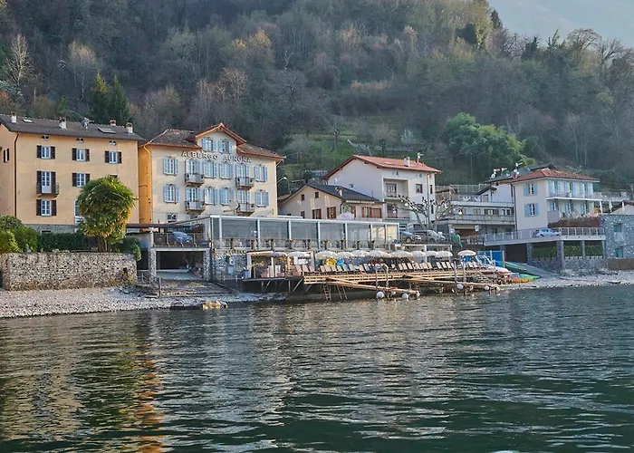 Aurora Hotel Lezzeno