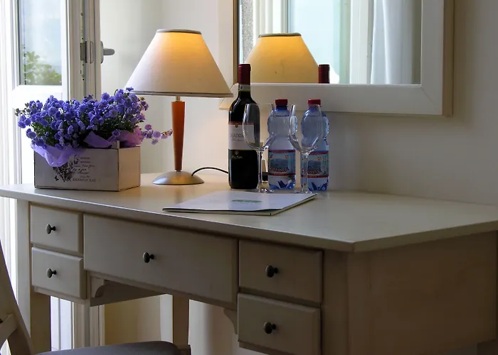 Hotel Aurora Lezzeno