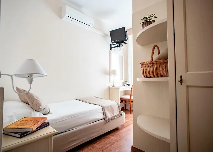 Hotel Aurora Lezzeno