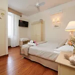 Aurora 3*