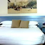 Aurora Hotel Lezzeno
