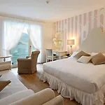 Hotel Aurora