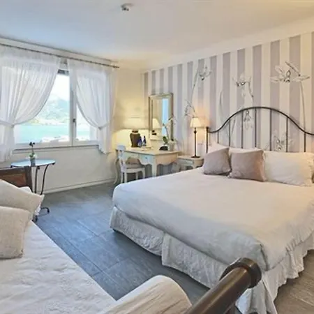 Hotel Aurora